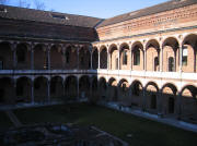 Universit Statale - cortile