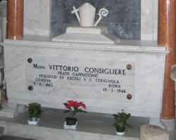 la tomba di Mons. Vittorio Consigliere - Particolare
